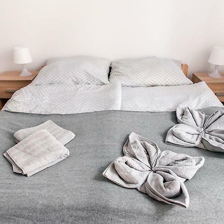Апартаменти Apartament Na Wyspie Piasek Клодзько Екстер'єр фото