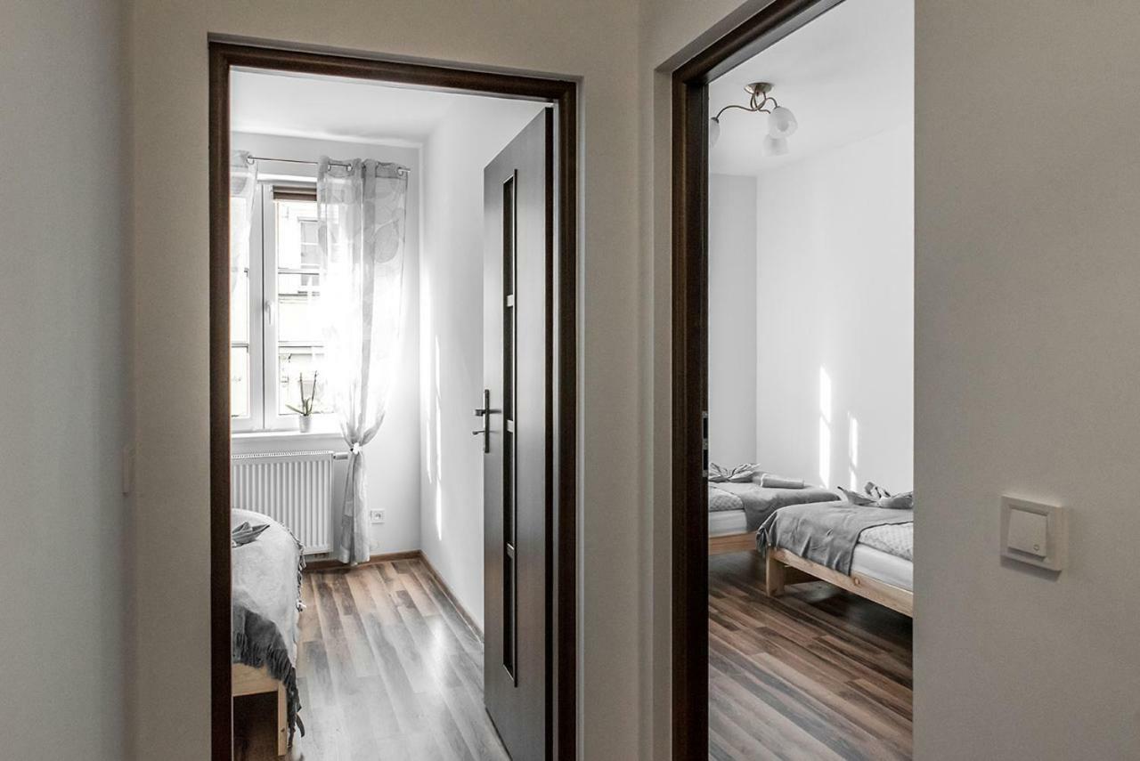 Апартаменти Apartament Na Wyspie Piasek Клодзько Екстер'єр фото