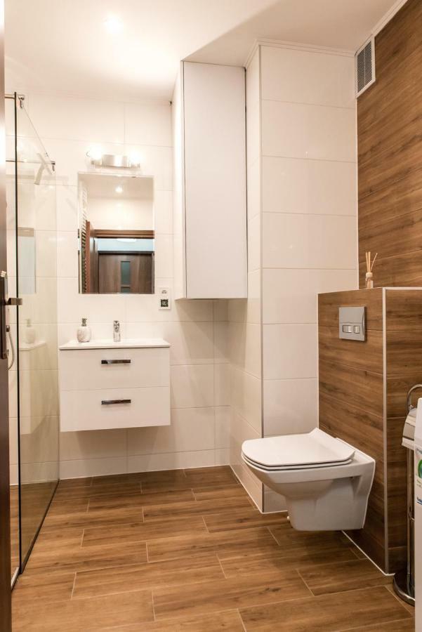 Апартаменти Apartament Na Wyspie Piasek Клодзько Екстер'єр фото